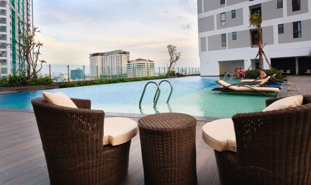 River Gate Building - Le Meridien Pool & Gym Hô Chi Minh-Ville Extérieur photo