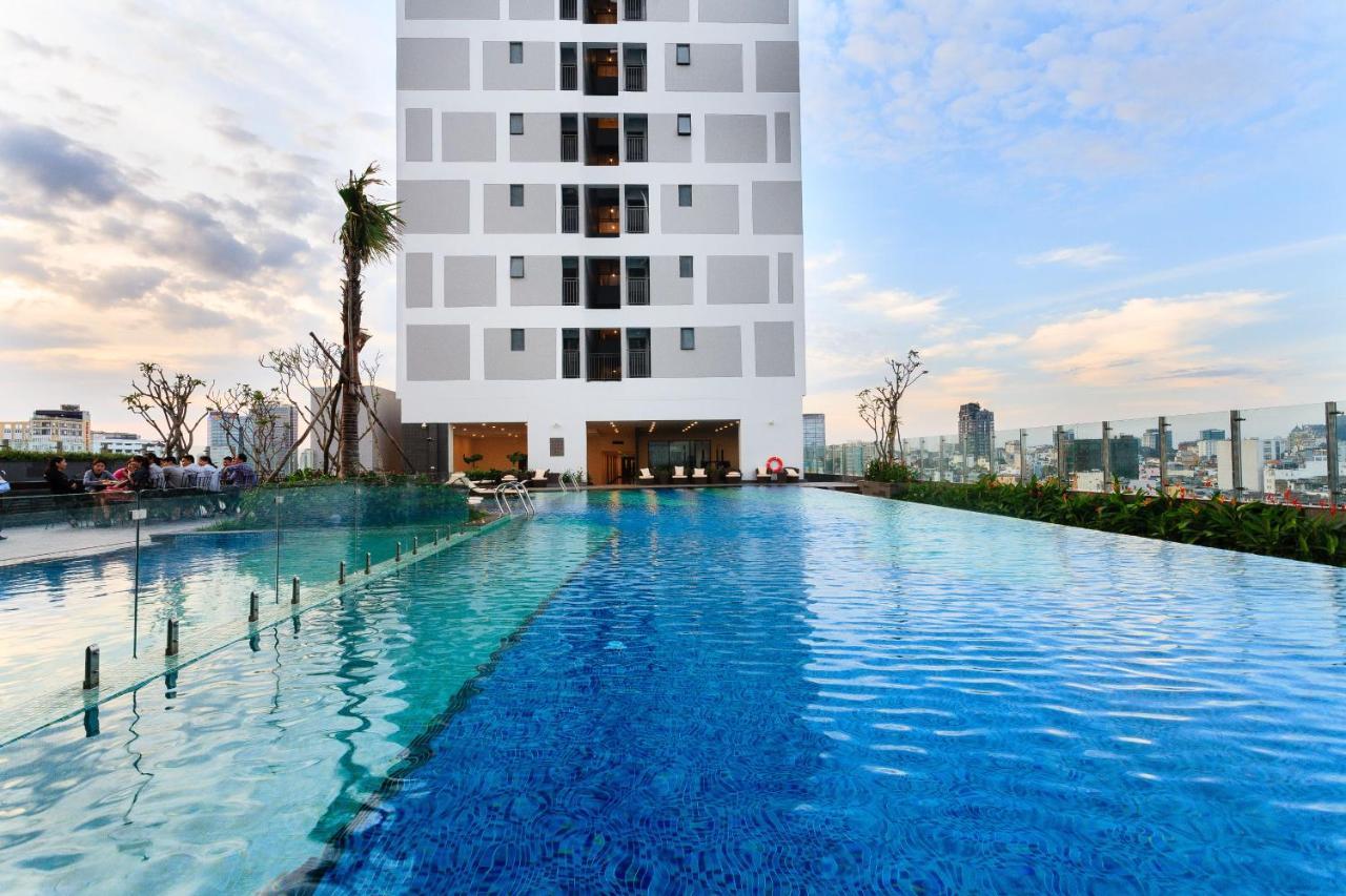 River Gate Building - Le Meridien Pool & Gym Hô Chi Minh-Ville Extérieur photo